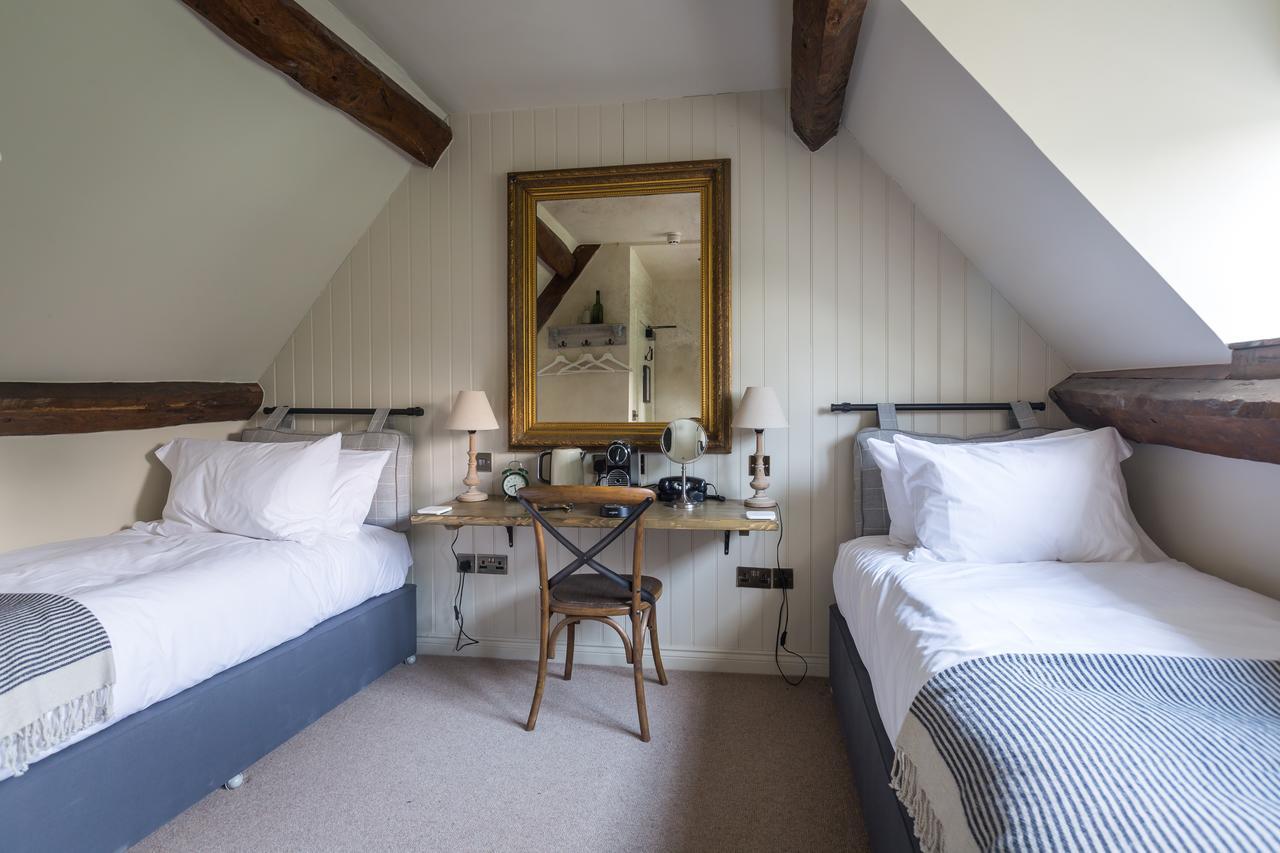 The Frogmill Hotel Shipton  Exterior foto